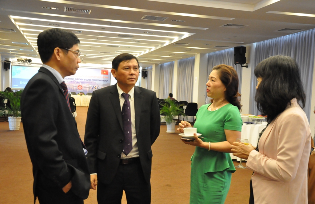 Tổ chức chương trình "Cà phê doanh nhân - doanh nghiệp"