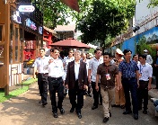 Former President Tran Duc Luong’s visit to the Coffee - Book Street and Dak Lak Provincial Museum