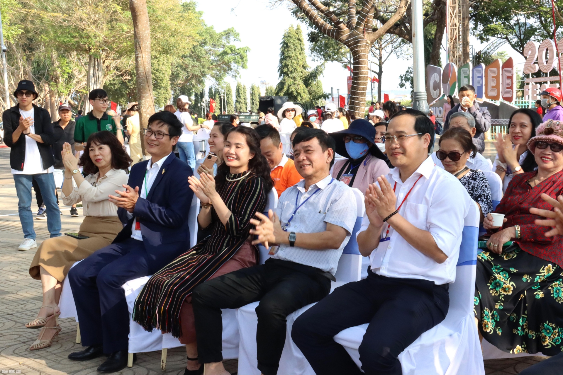 Hơn 9.000 lượt du khách trải nghiệm cà phê miễn phí tại “Simexco Coffee Tour”