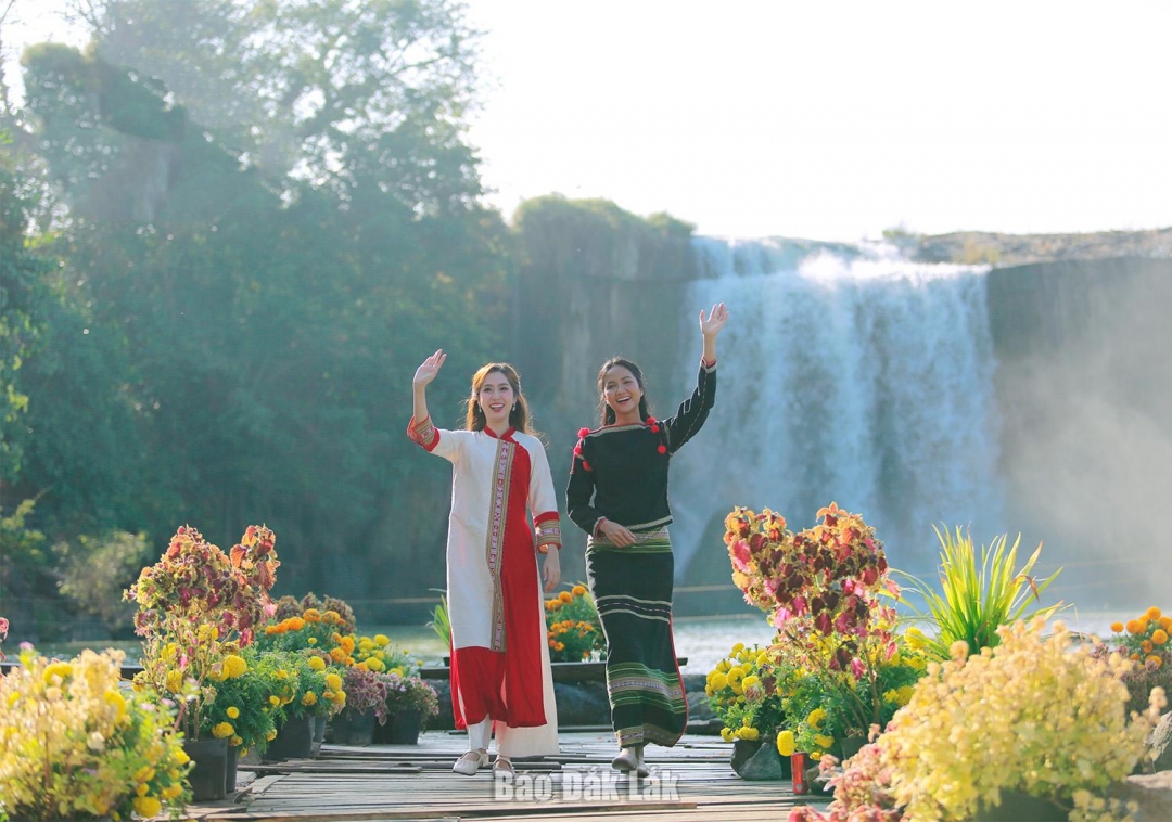 Quảng bá hình ảnh Đắk Lắk đến bạn bè trong nước và quốc tế