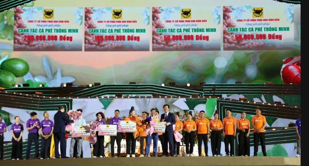 Hội thi nhà nông đua tài năm 2025 – khẳng định bản lĩnh nông dân Việt Nam trong kỷ nguyên mới